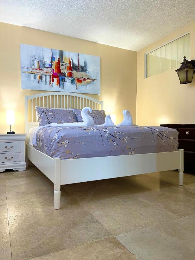 Sunny Isles Comfor Apartments Ocean Reserve Маямі-Біч Екстер'єр фото